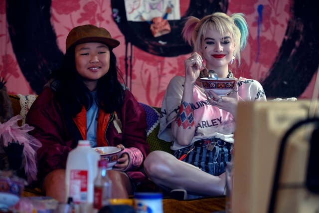 Harley Quinn (Margot Robbie, right) with 12-year-old pickpocket Cassandra Cain (Ella Jay Basco) in ‘Birds of Prey