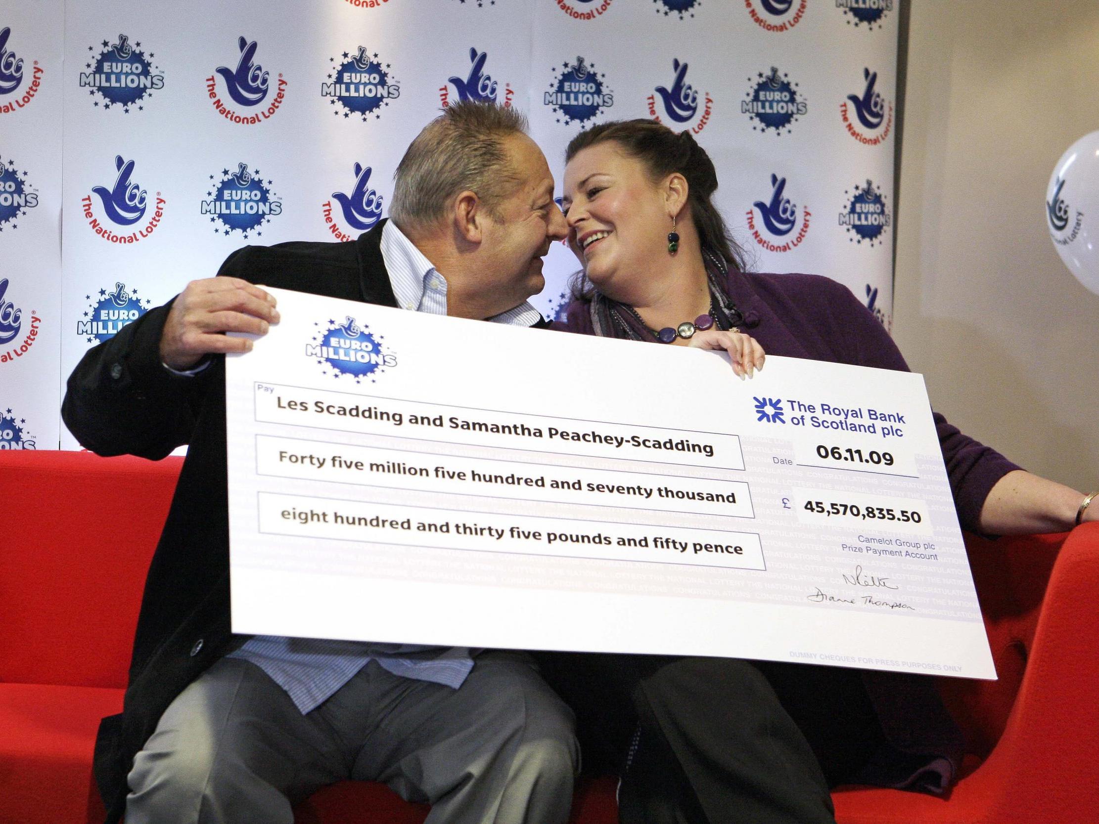 One in six couples would split if they won lottery, poll claims