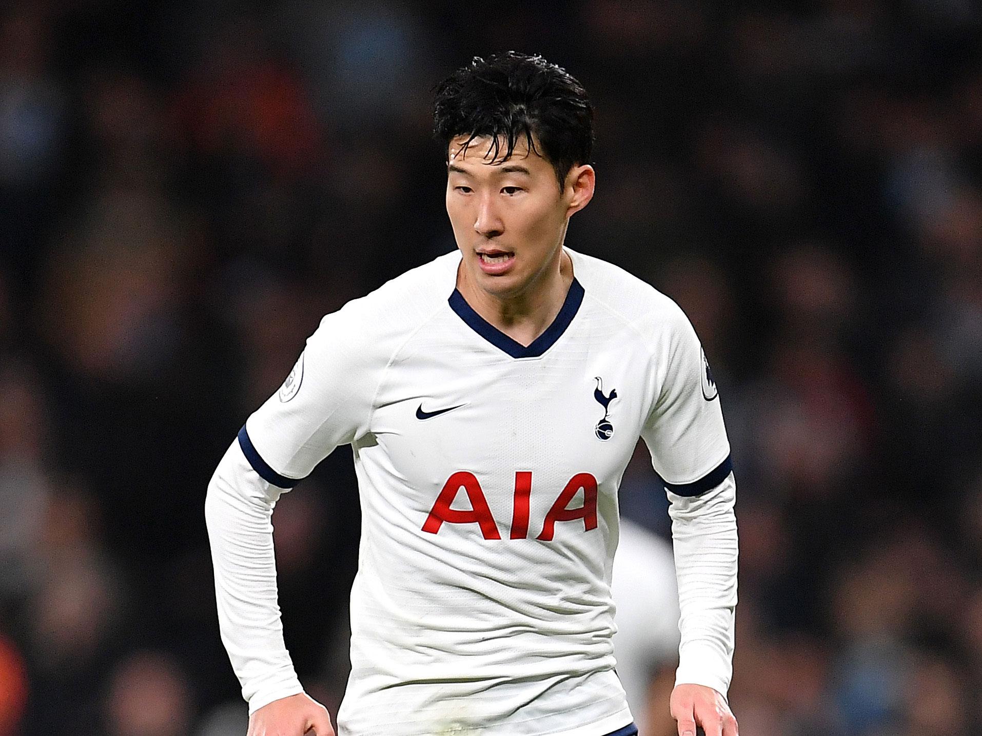 <b>Opponent:</b> Aston Villa (A)
<br><b>Price:</b> £10.0m
<br><b>Ownership:</b> 9.6%