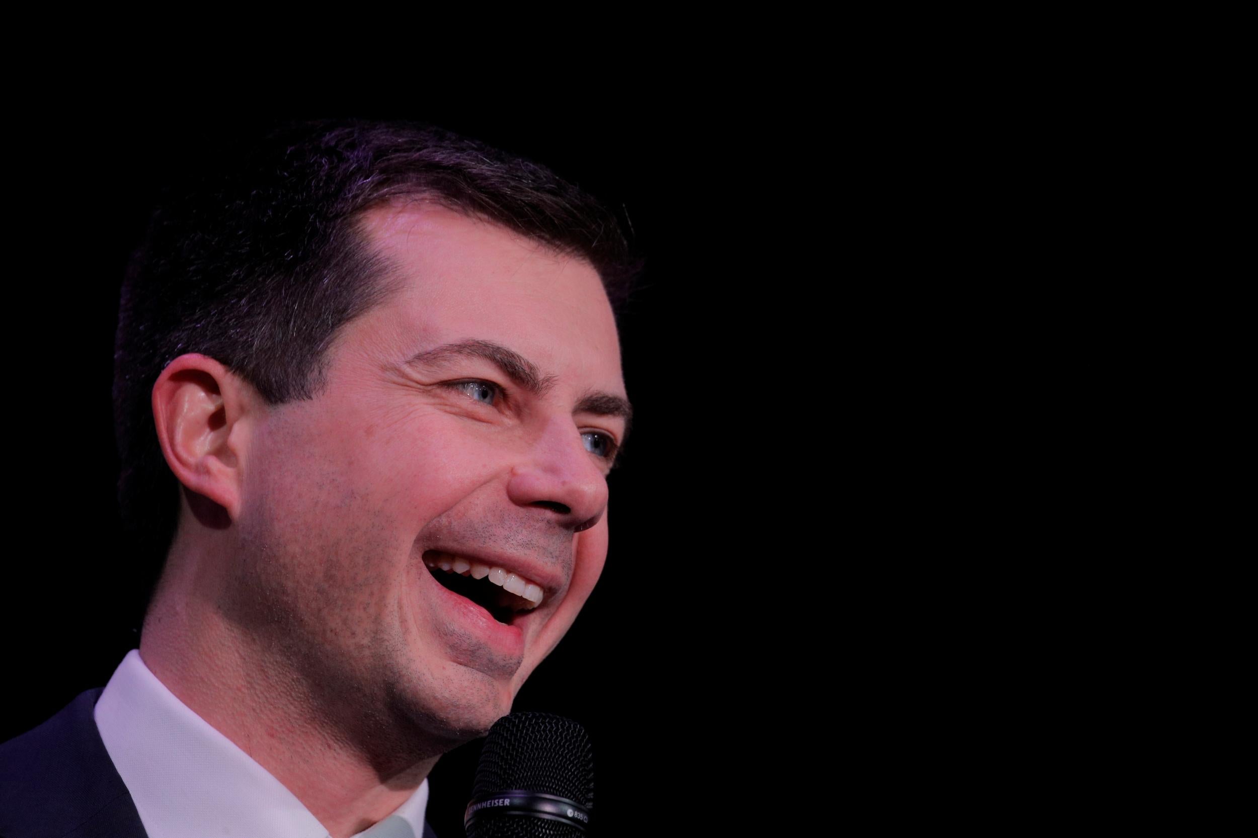 How do you say Pete Buttigieg?