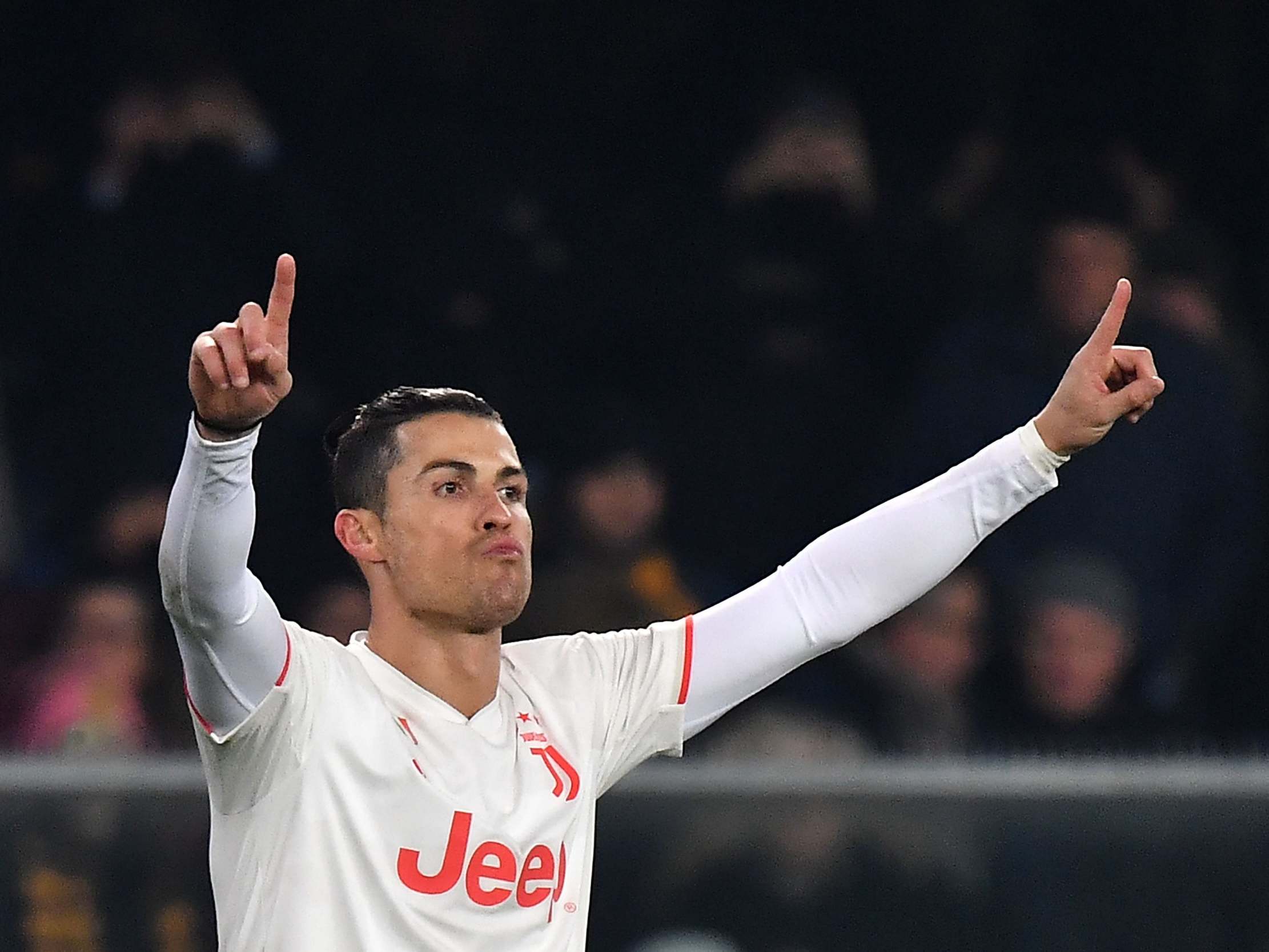 Cristiano Ronaldo celebrates scoring for the 10th successive Serie A game