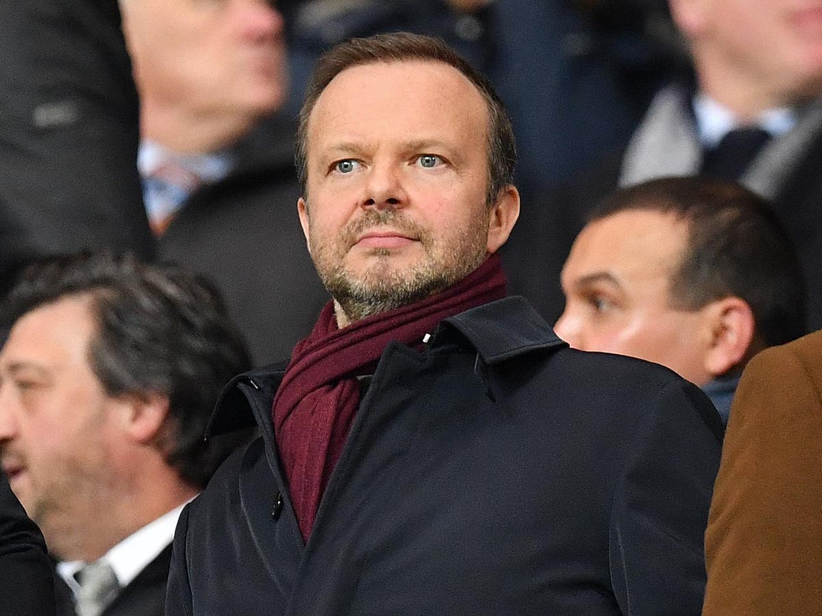 Manchester United transfer news: Ed Woodward sends spending warning