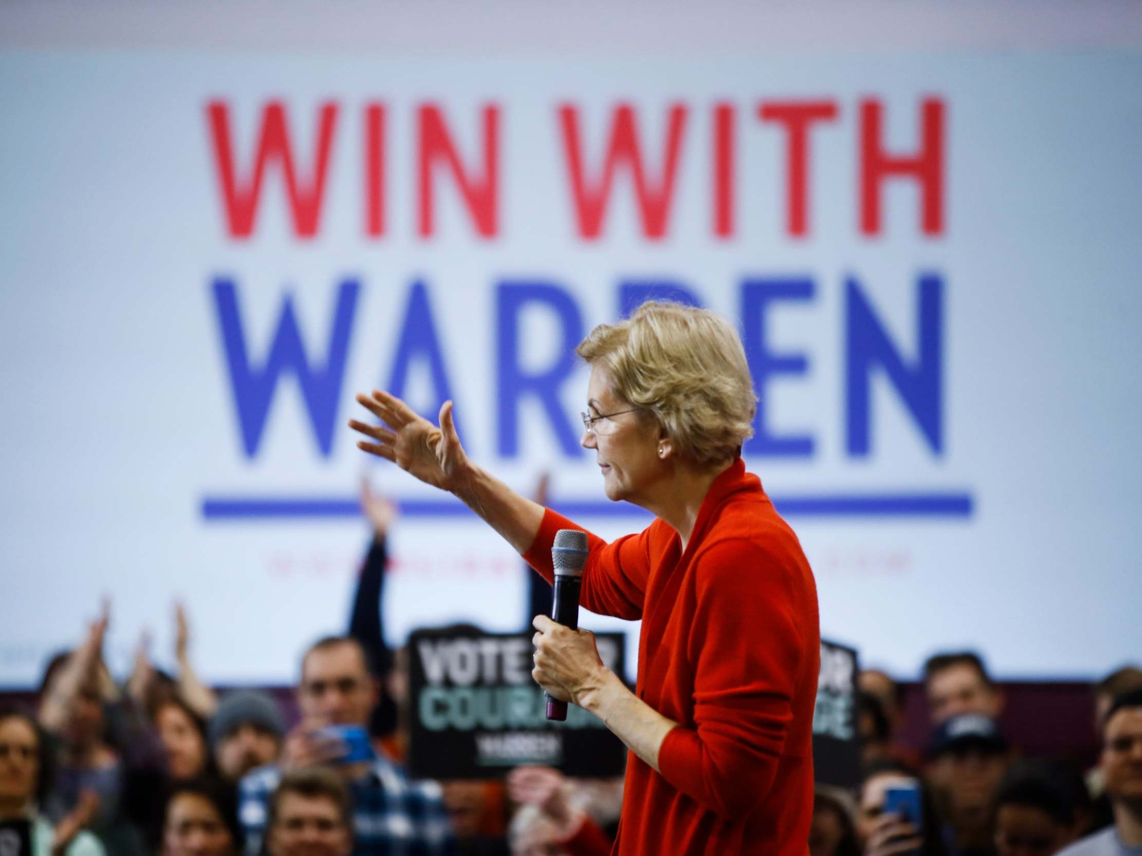 Elizabeth Warren criticised for saying she took broke student&apos;s last few dollars