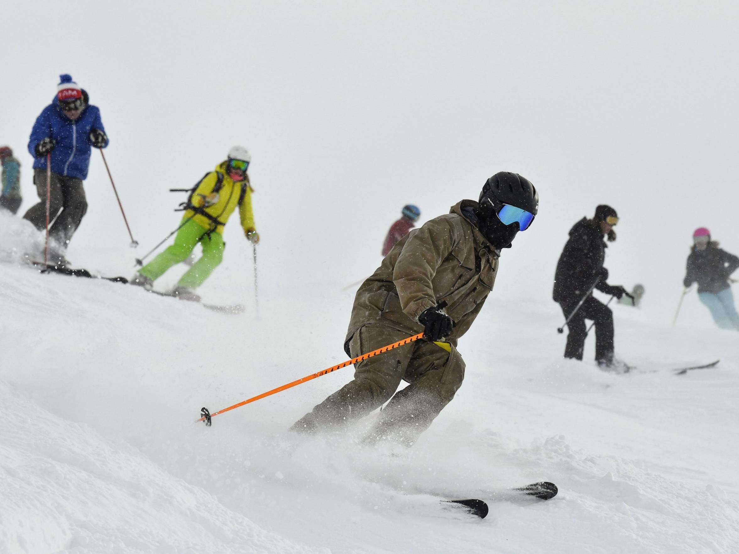 A week without any snowfall in Val Thorens proved enough to re-evaluate how we go skiing