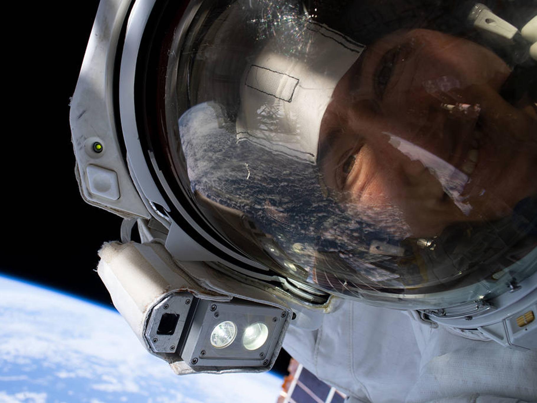 Nasa astronaut Christina Koch takes an out-of-this-world selfie on the first all-woman spacewalk