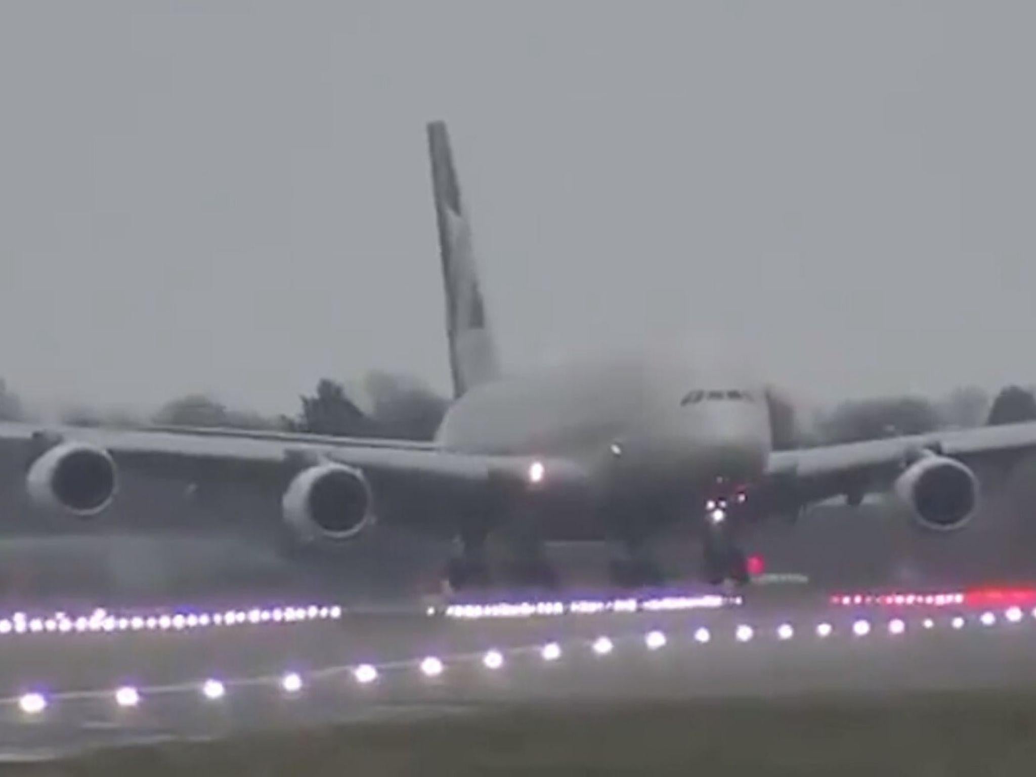 Storm Dennis: Heathrow plane lanes almost sideways in fierce crosswinds