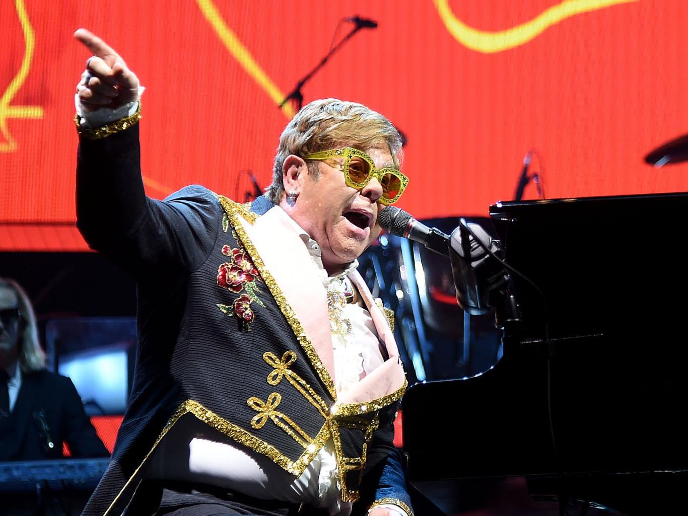 Elton John tour set to resume after walking pneumonia diagnosis