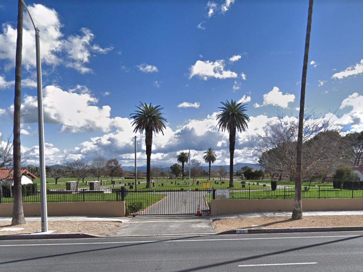 Three men found killed ‘execution style’ at California cemetery The