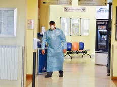 Coronavirus: Flight evacuating Britons from cruise ship delayed