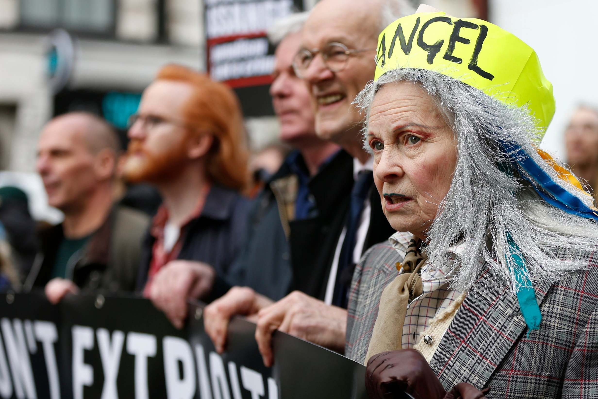 Julian Assange: Protesters including Vivienne Westwood and Roger Waters march on parliament ahead of Wikileaks founder's extradition hearing