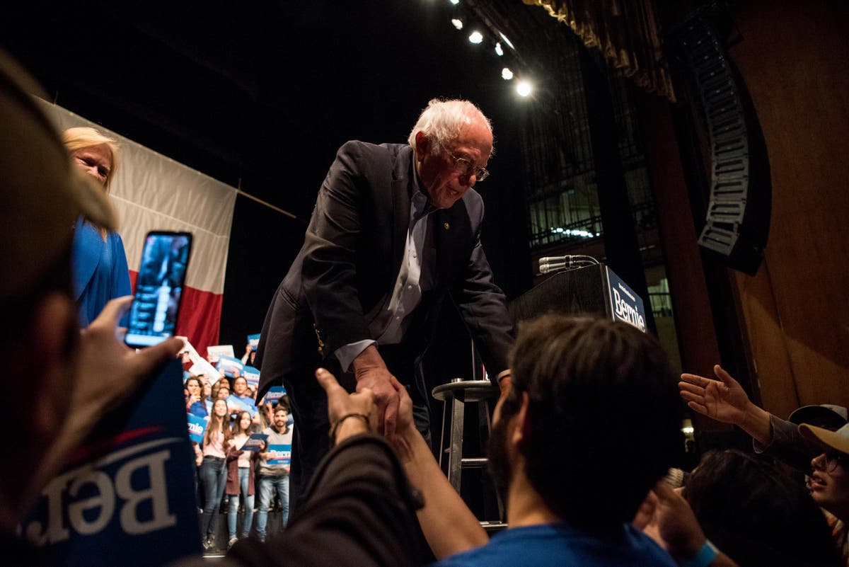 Bernie Sanders wins Nevada caucus and makes Democratic history The