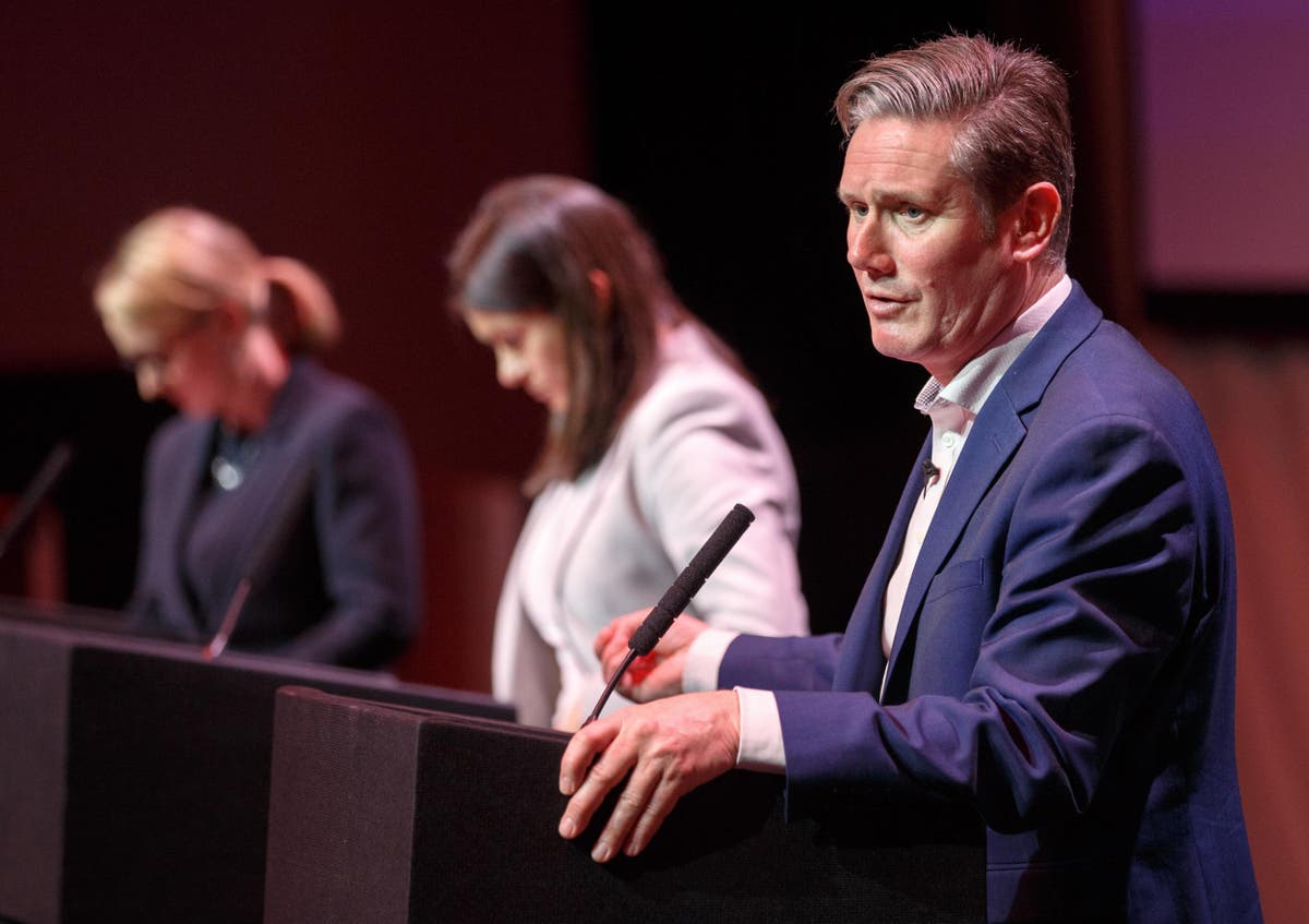 Labour leadership: Keir Starmer on course for clear victory in race to succeed Jeremy Corbyn, according to new members’ poll