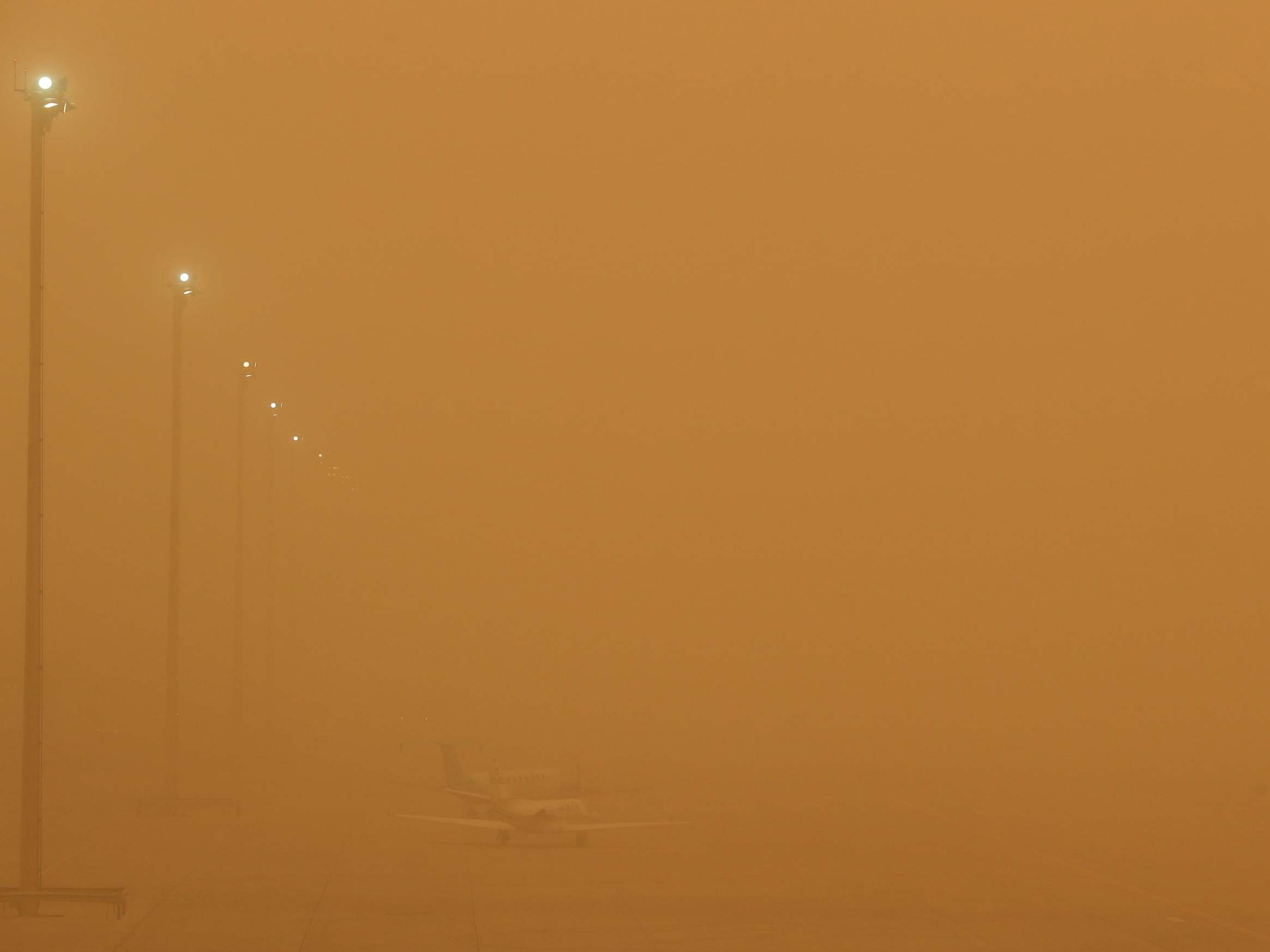 Canary Islands engulfed by huge Saharan sandstorm 