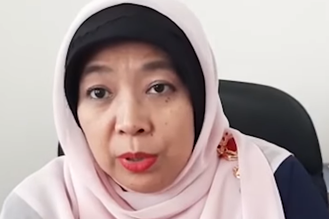 Indonesian Child Protection Commission chief Sitti Hikmawatty claimed women could become pregnant from swimming in the same pool as men