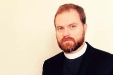 Priest behind viral anti-Trump blog explains why he's voting Democrat