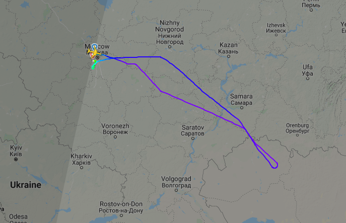 A Boeing 777 aircraft had to land back at Moscow when a crack in the cockpit windscreen was discovered