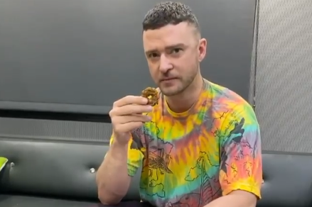 Justin Timberlake reveals his favourite Girl Scout cookie as he weighs in on &apos;contentious&apos; debate