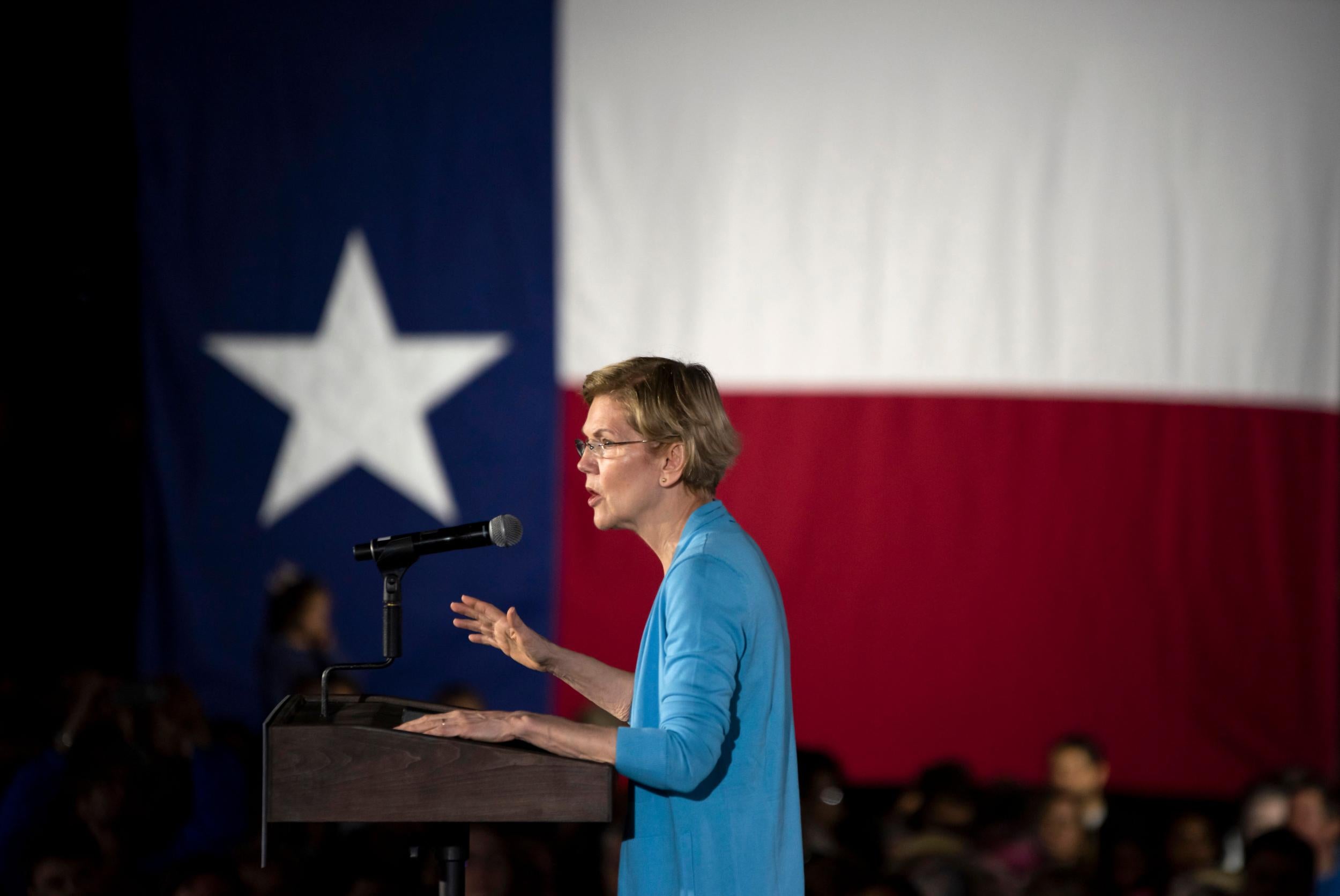 Elizabeth Warren tells supporters in Texas 'we want to gain as many delegates to the convention as we can'.