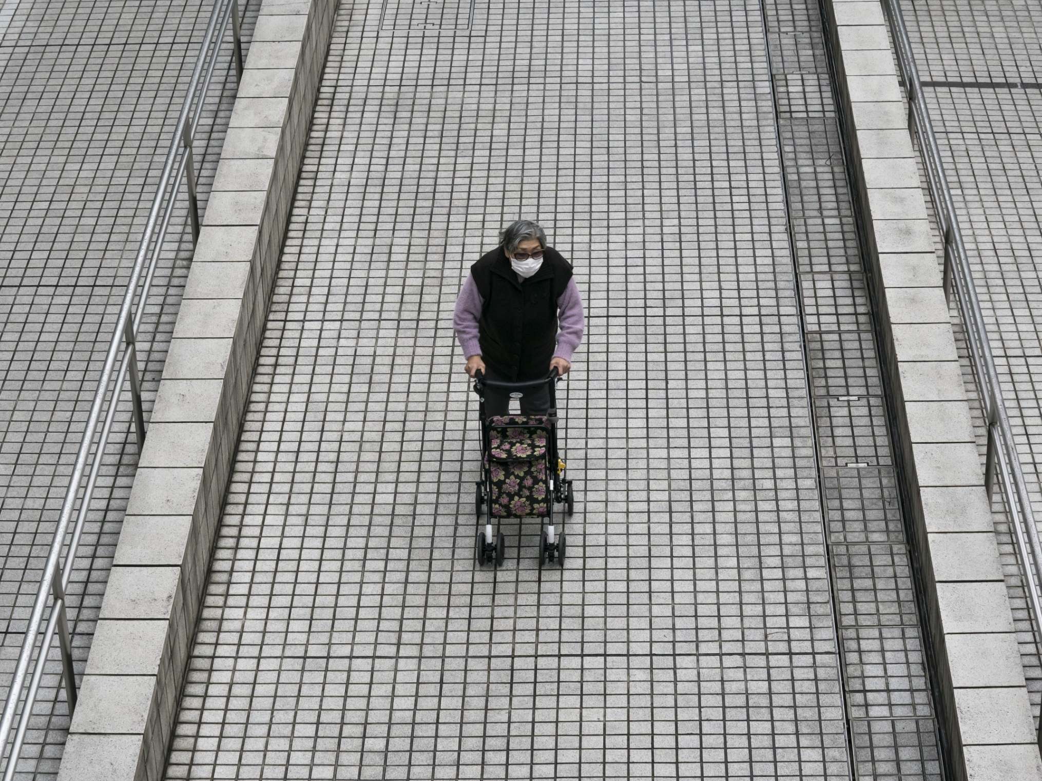 Japan slow to test citizens for coronavirus despite elderly population