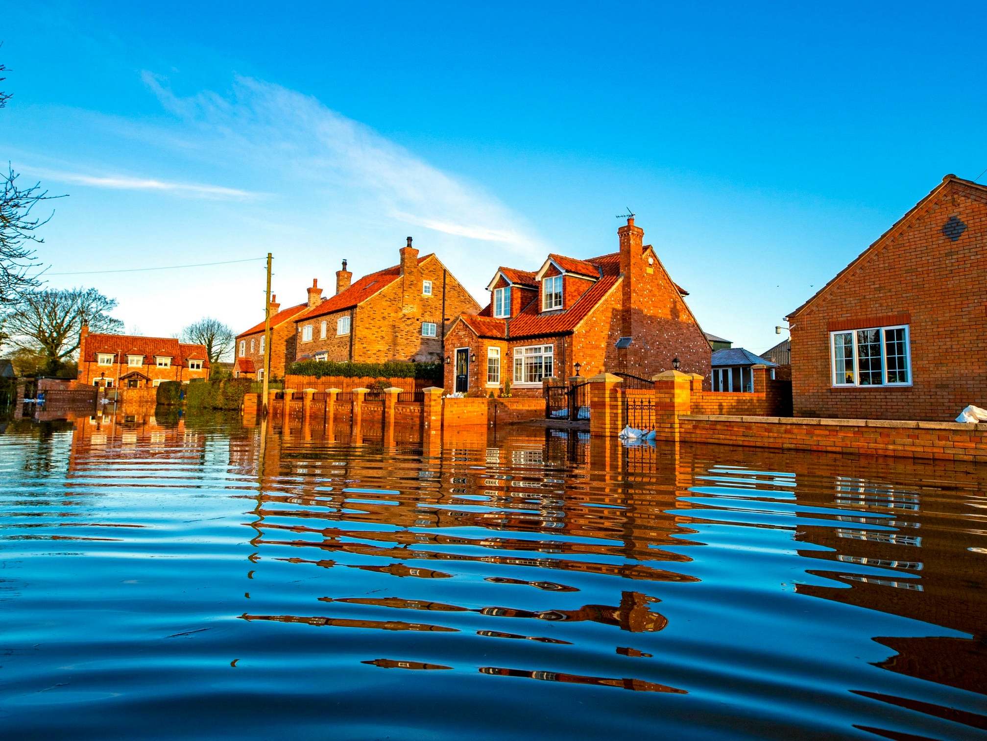 UK Weather: 77 flood warnings issued with hours until water levels hit peak