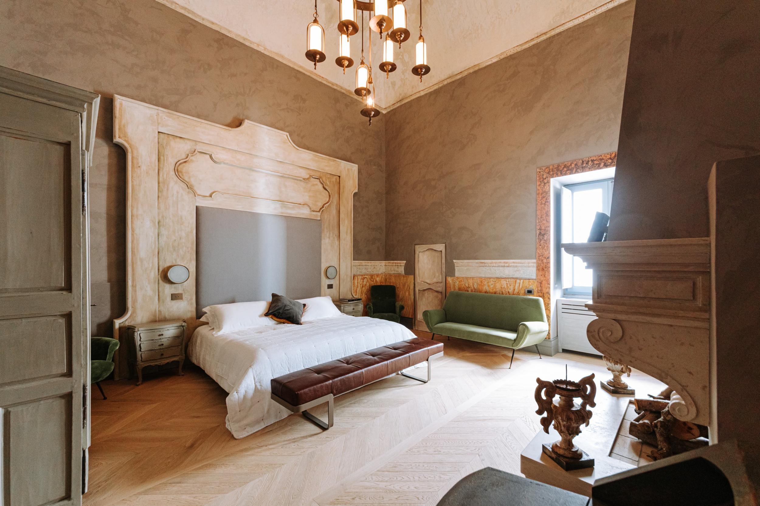 Traditional techniques have been employed to restore period frescoes and fireplaces (Paragon 700 Boutique Hotel &amp; Spa)