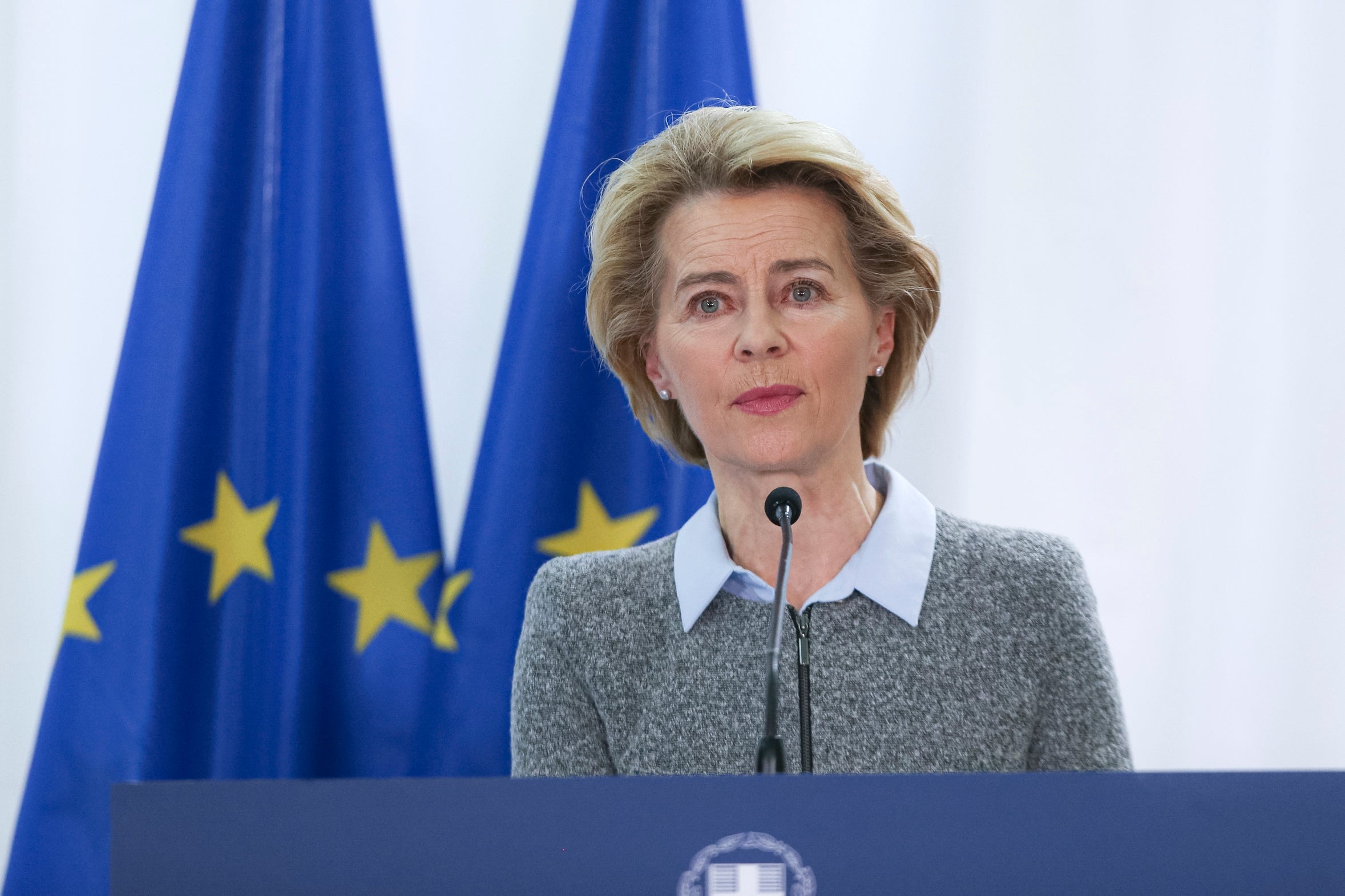 EU chief praises Greece as &apos;shield&apos; of Europe after police attack refugees at border