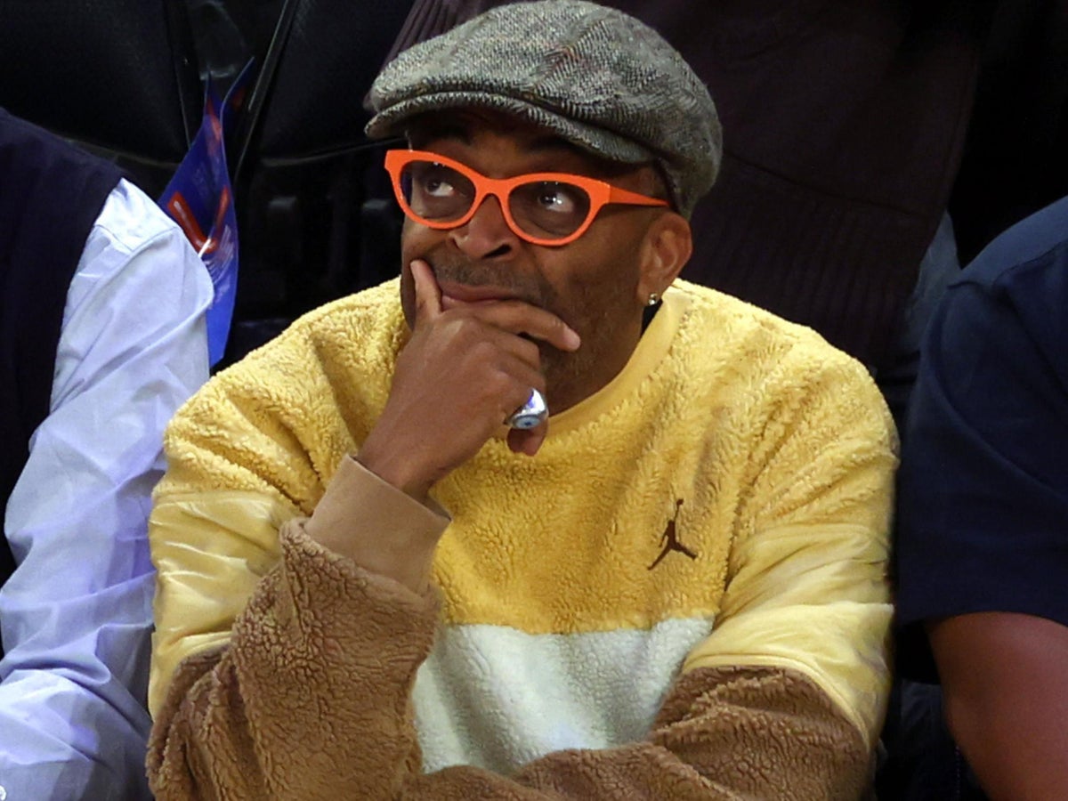 Spike Lee on Knicks Dispute: 'Dolan Is Harassing Me' - The New