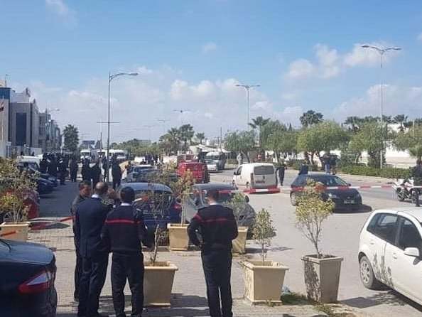 Tunisia: Man blows himself up near US embassy, local media reports