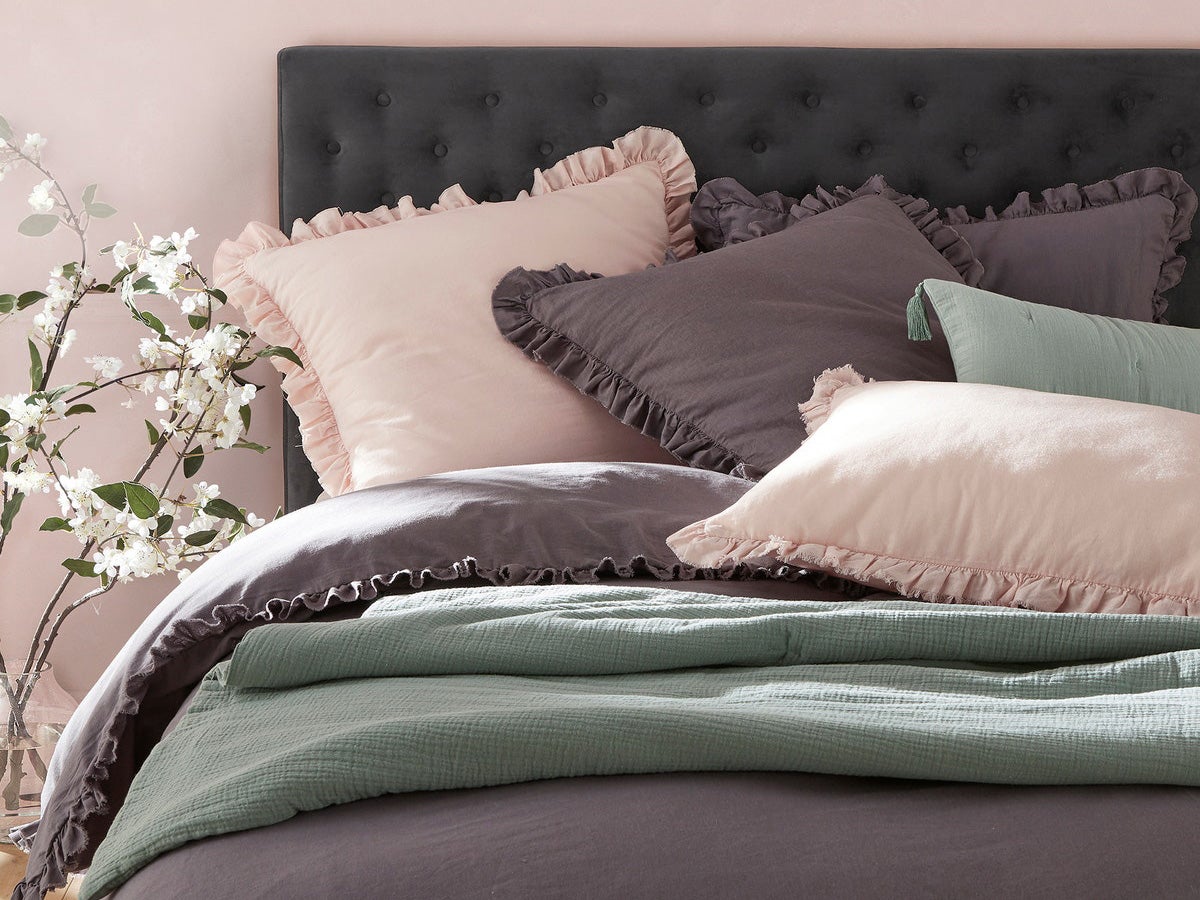 10 best bed linen sets that are effortlessly chic