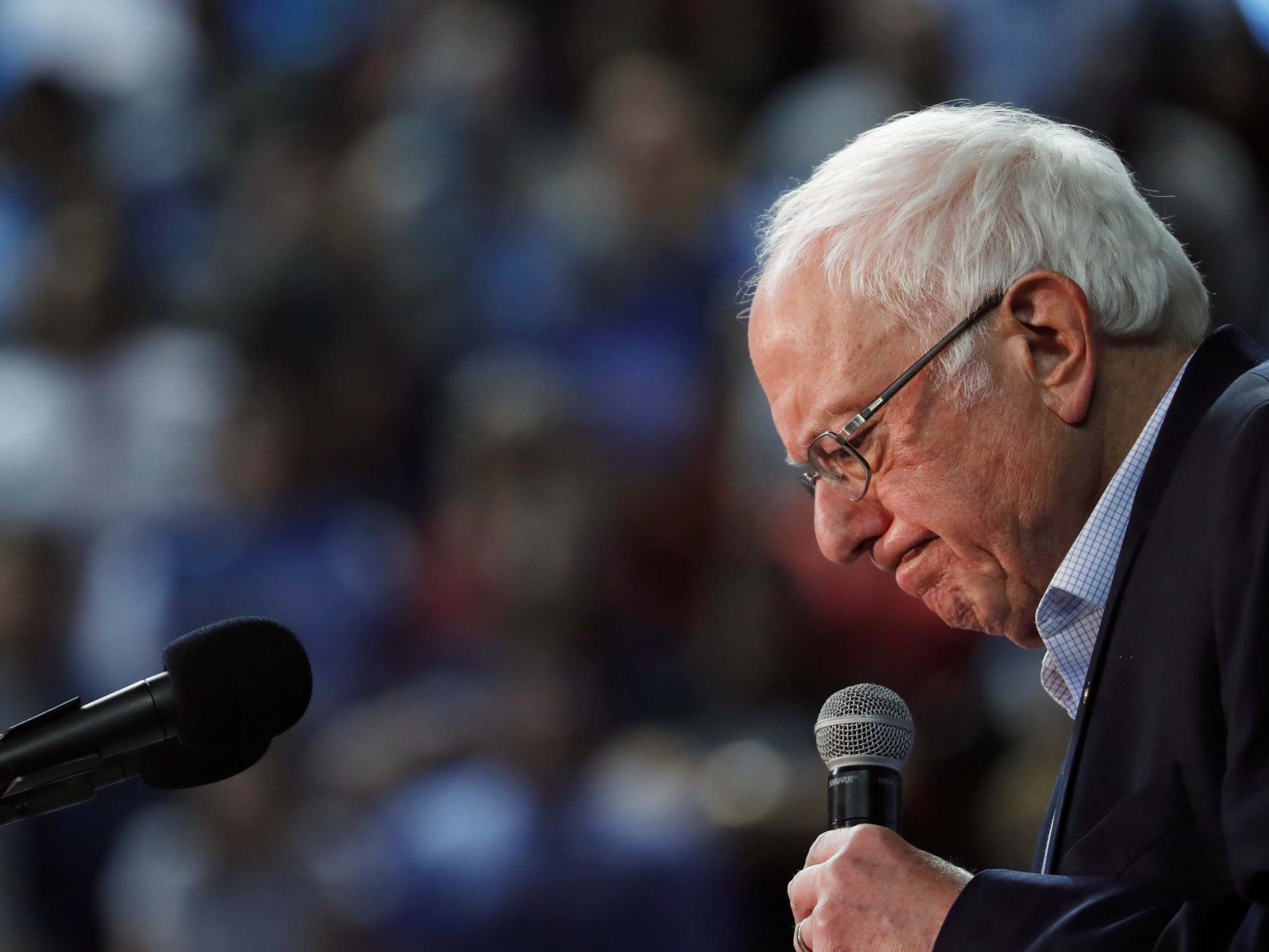 &apos;It&apos;s disgusting&apos;: Bernie Sanders reacts to seeing Nazi flag at political rally in Arizona