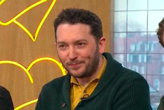 Vegan comedian Jon Richardson was served a dish mixed with fried prawns on live television