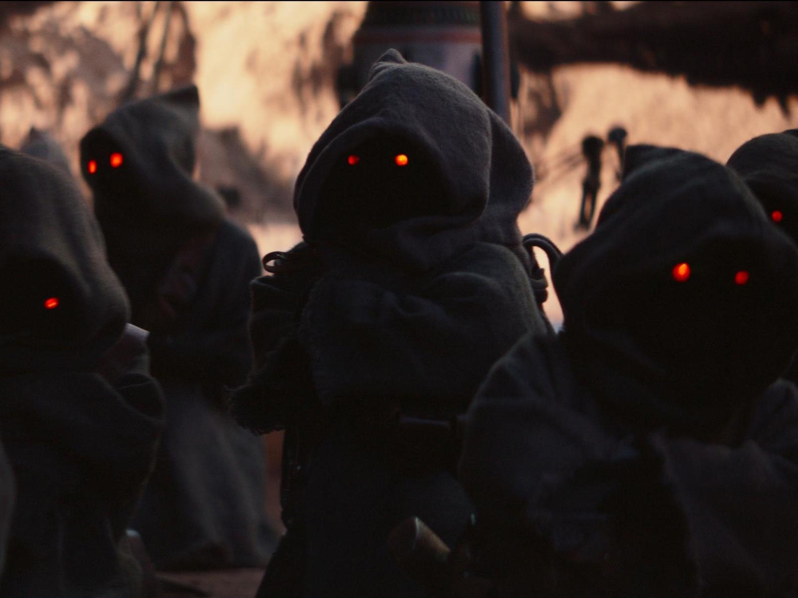 Squeaky-voiced Jawas, first seen in A New Hope, make a welcome return in The Mandalorian’s second episode