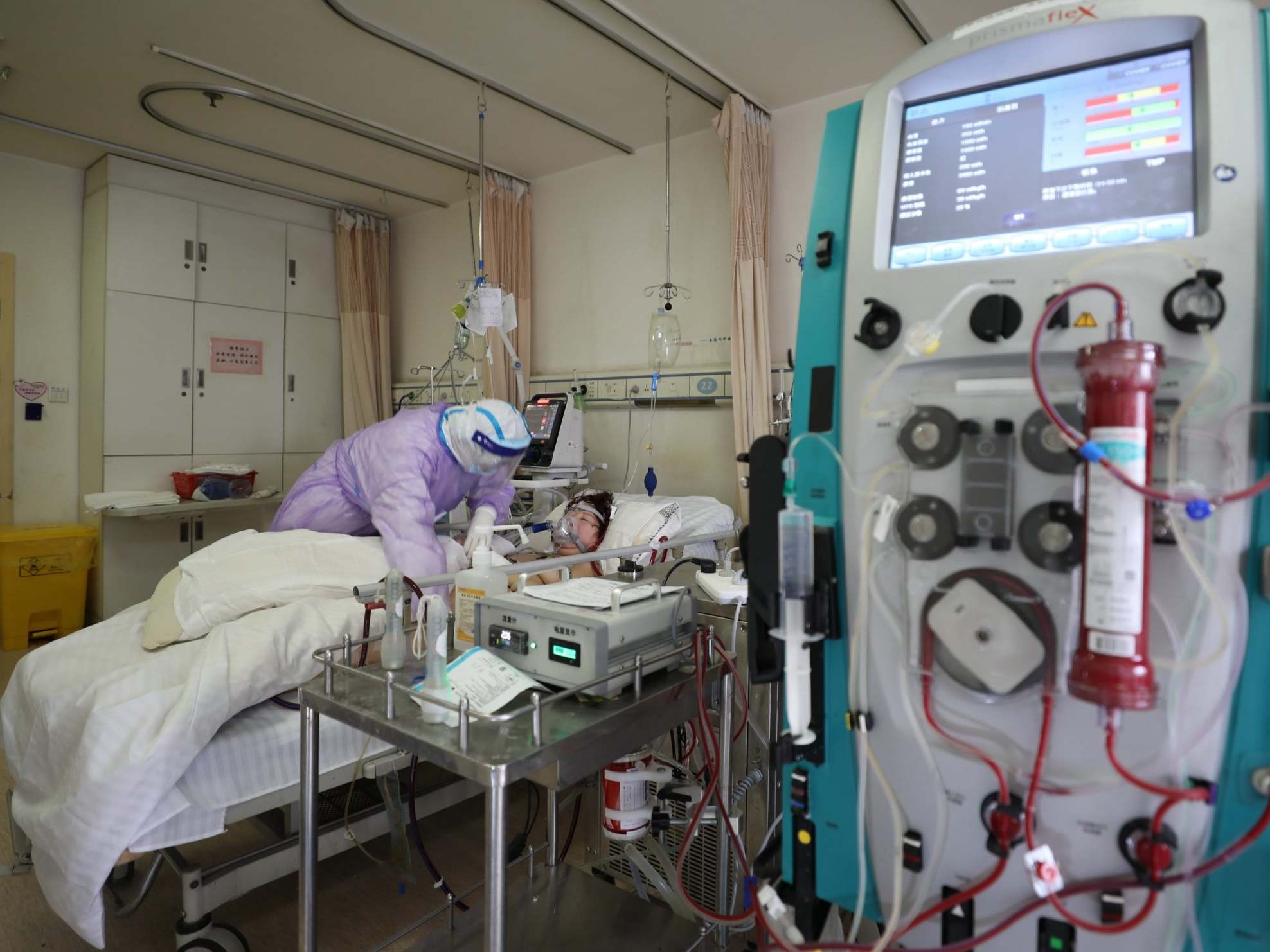 Chief nurses have been told to plan for an unprecedented rise in coronavirus demand