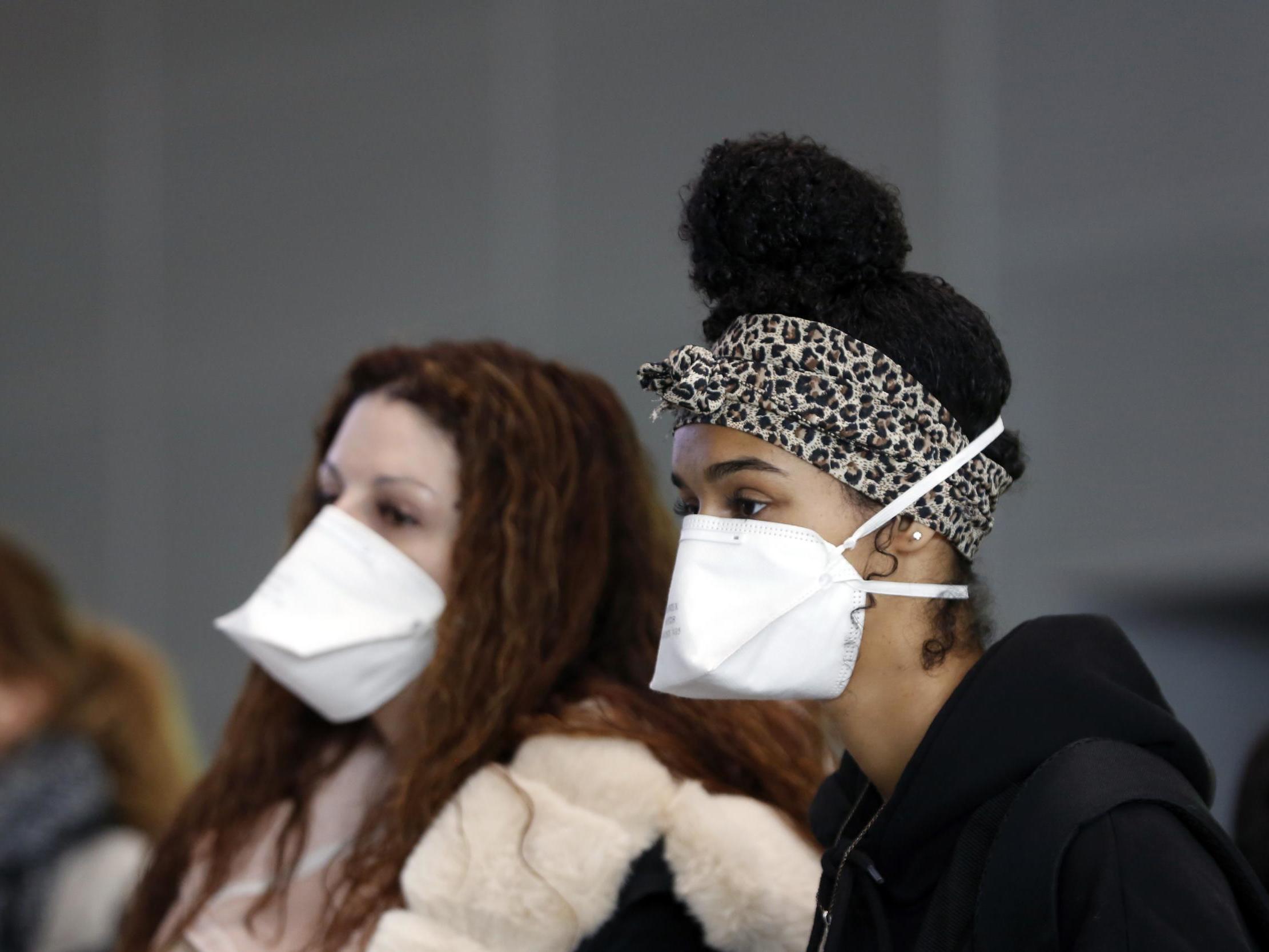 Face mask are 'not a good idea', England's deputy chief medic has said