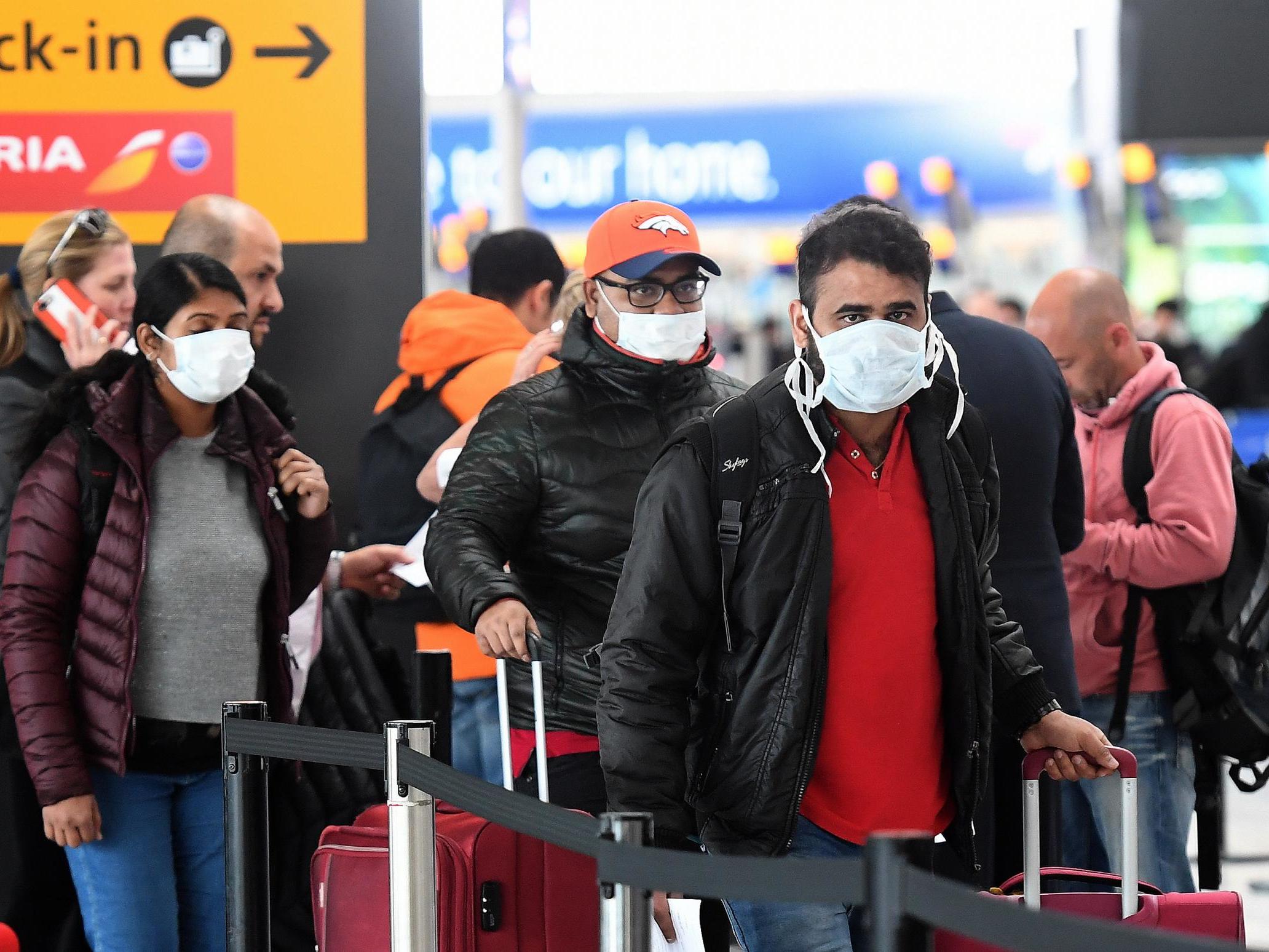 Coronavirus: Foreign Office advises against travel to US and Spain