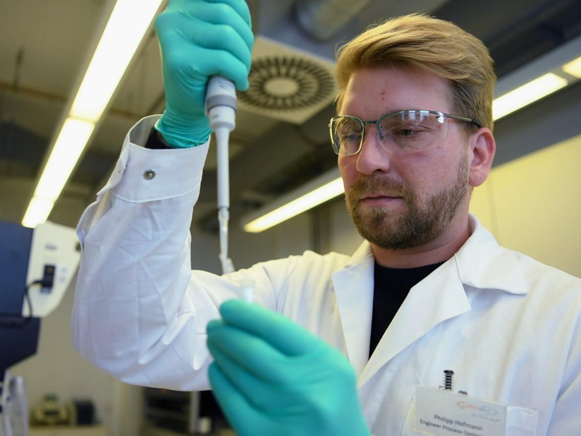 Coronavirus: First person to begin Covid-19 vaccine trial ...