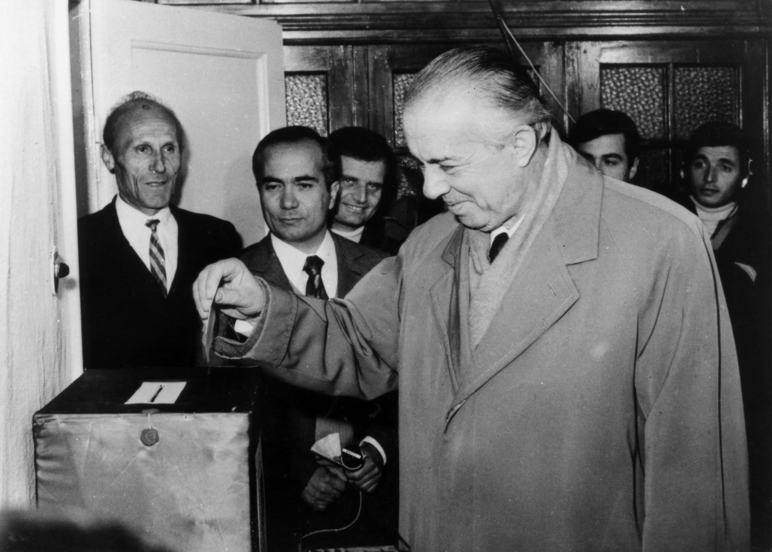 Enver Hoxha casts his vote in 1978