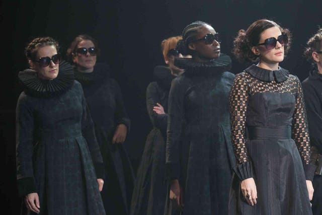 Phoebe Fox, second from right, in the National Theatre’s 2017 production of ‘Twelfth Night’