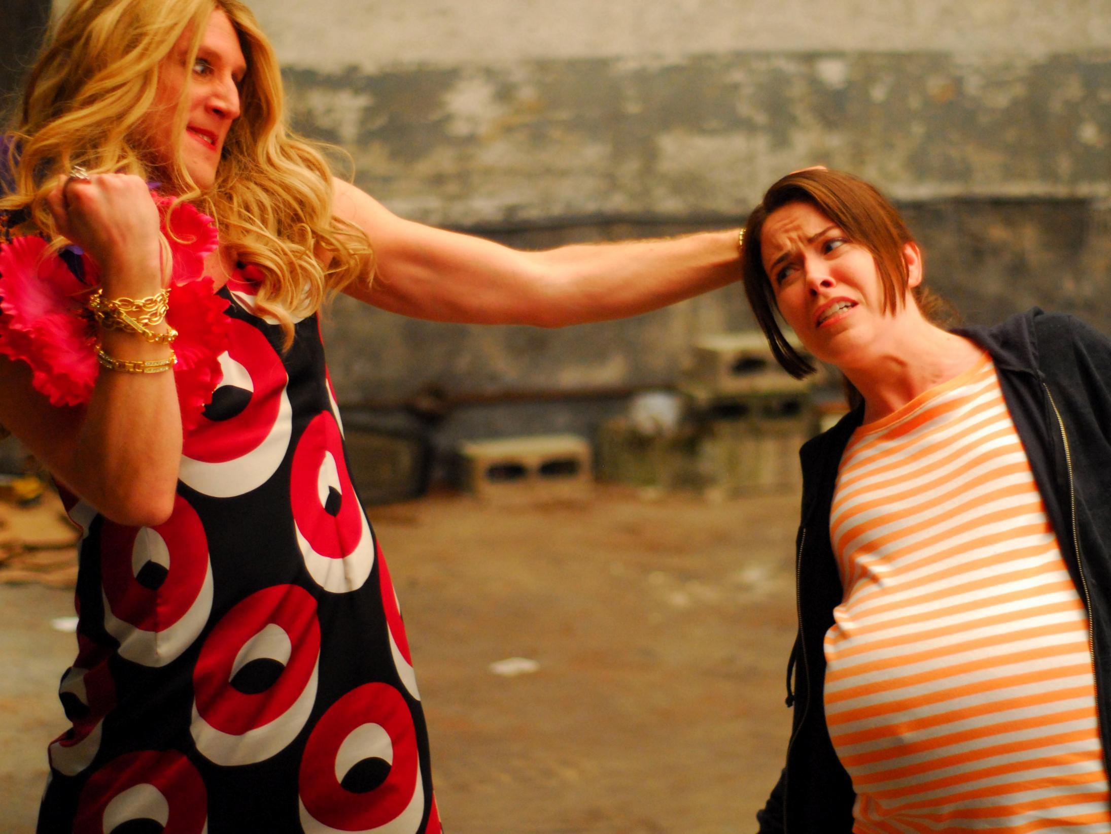 Jason Boegh as Carrie Bradshaw and Crista Flanagan as Juno in 2008’s ‘Disaster Movie’