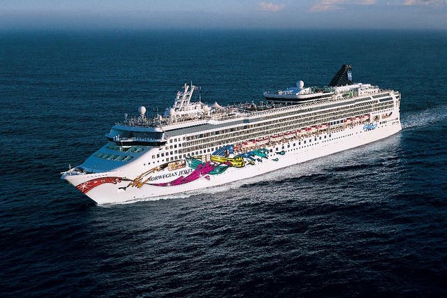 The Norwegian Jewel is stranded at sea