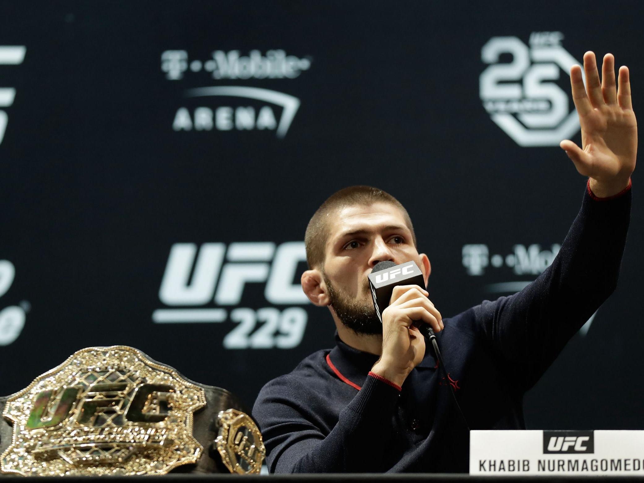 Khabib Nurmagomedov vs Tony Ferguson will go ahead despite coronavirus chaos, says UFC president Dana White