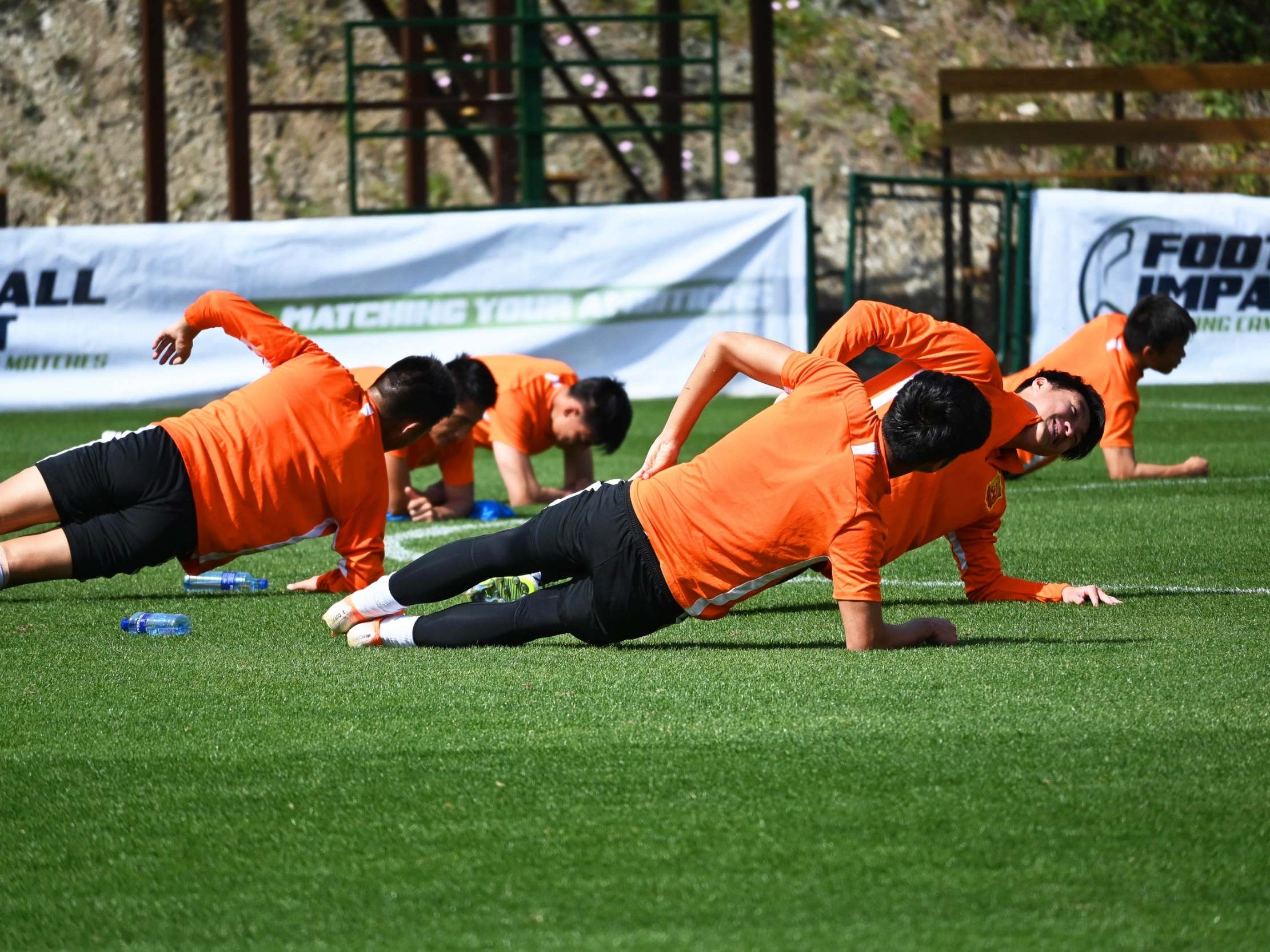 Coronavirus: Chinese Super League hopes of starting suffer blow as first player tests positive