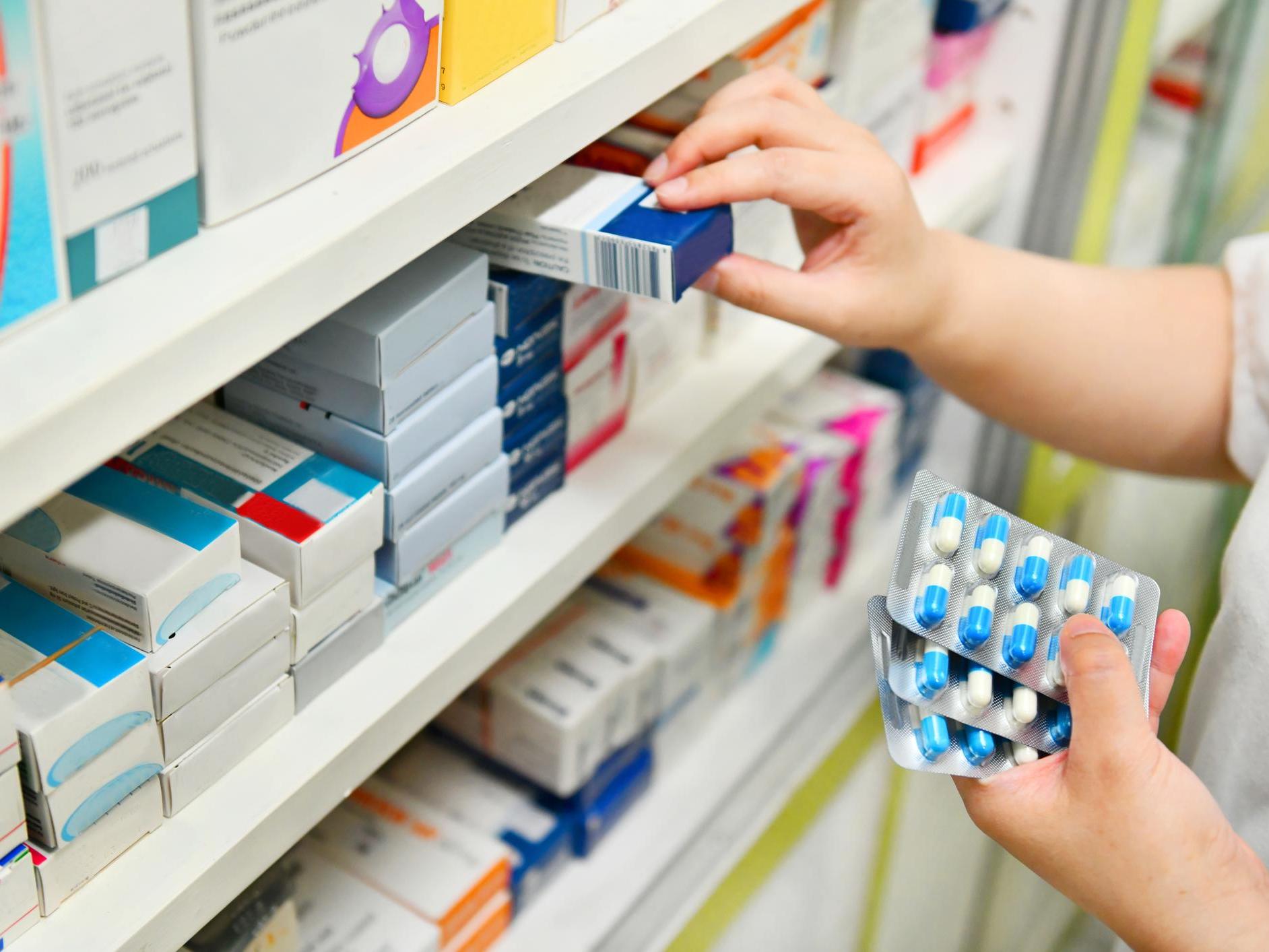 Coronavirus: Pharmacies urge people not to stockpile medicine following &apos;tidal wave of demand&apos;