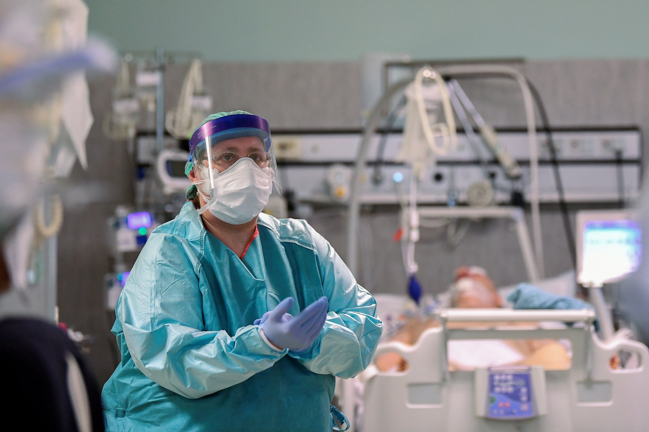 Trump administration ignored pandemic playbook which would have secured ventilators and masks for hospitals two months ago