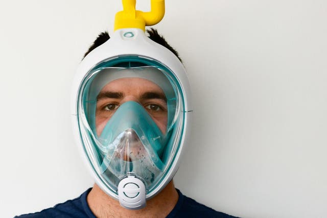 A 3D printing company has found a way to turn snorkelling masks into hospital equipment