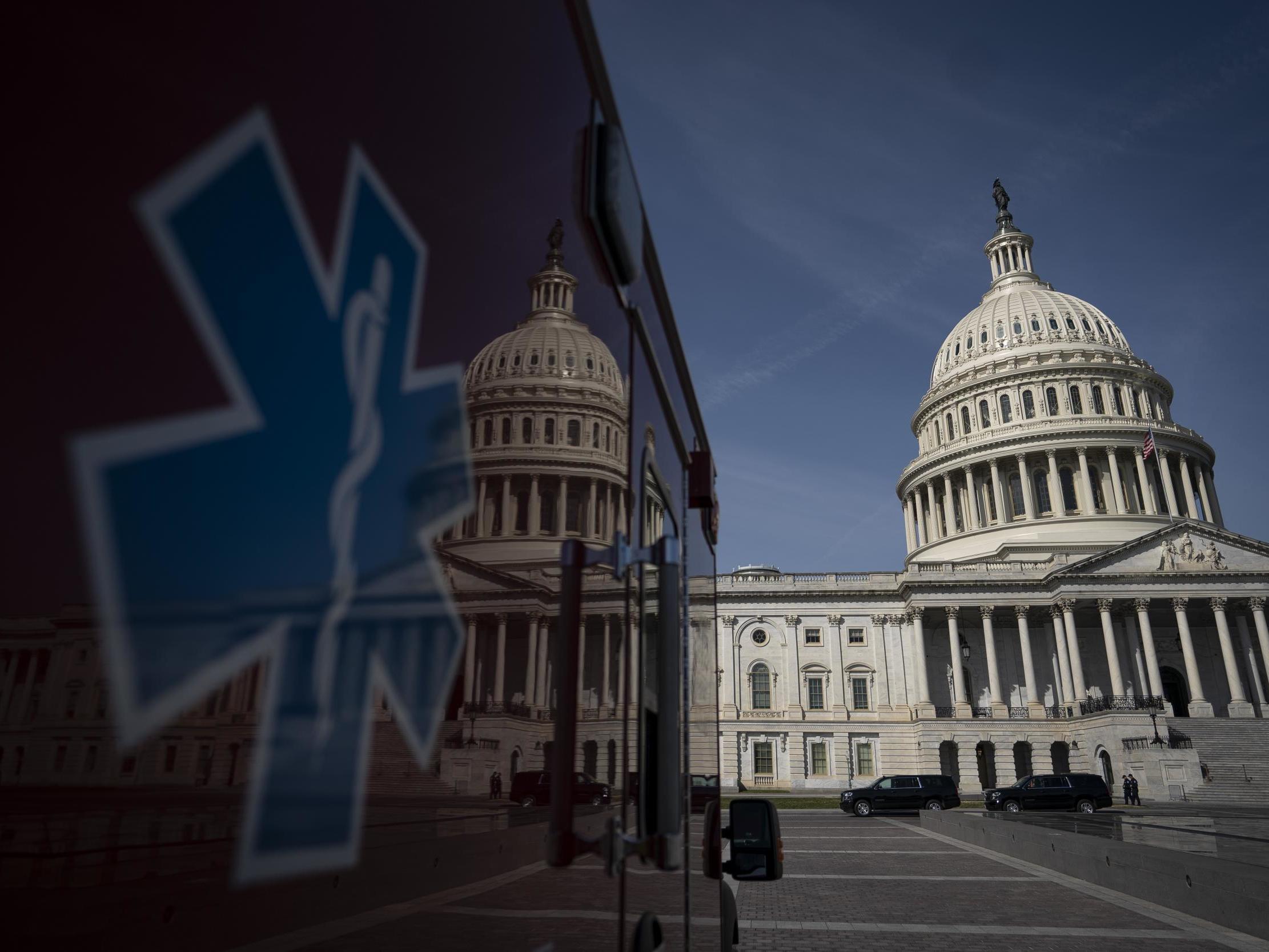 Coronavirus: US Senate passes $2.2tn economic rescue package