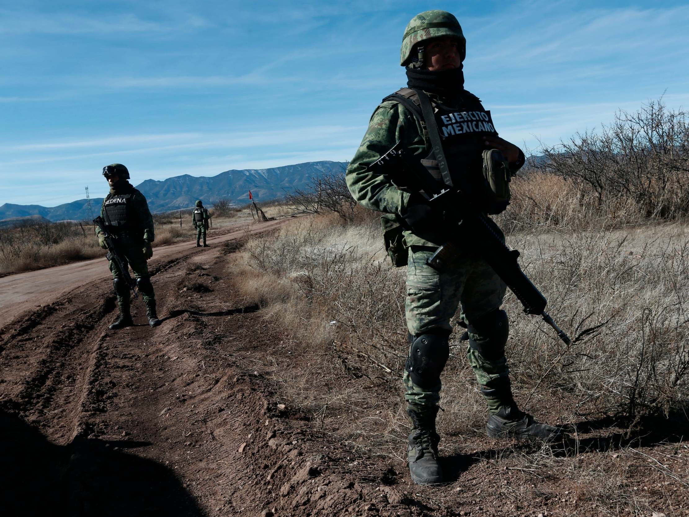 Coronavirus: Mexicans call for crackdown on Americans crossing border as US cases soar
