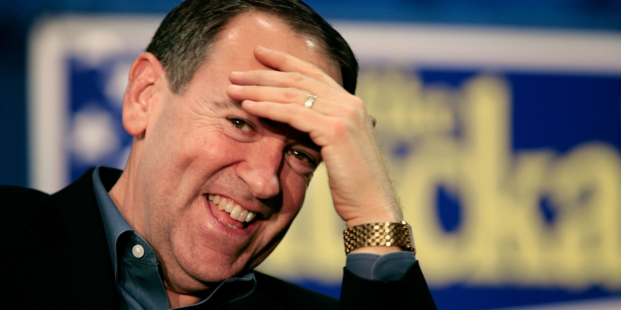 Coronavirus: Mike Huckabee jokes about masks before Fox News live
