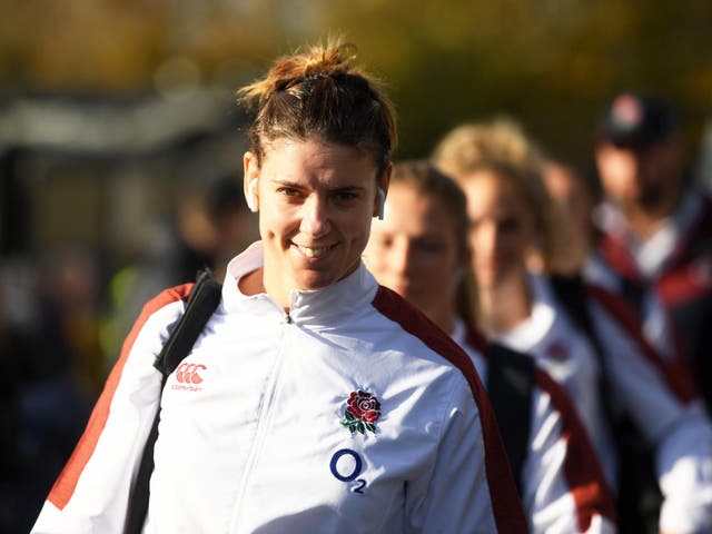 Sarah Hunter has offered to take a pay cut in an effort to save the RFU