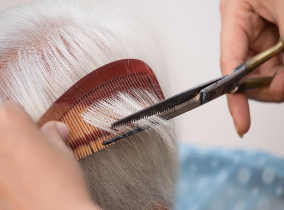 92-year-old man goes viral for dyeing wife's hair at home (Stock)
